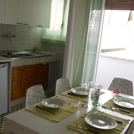 Romolo House *